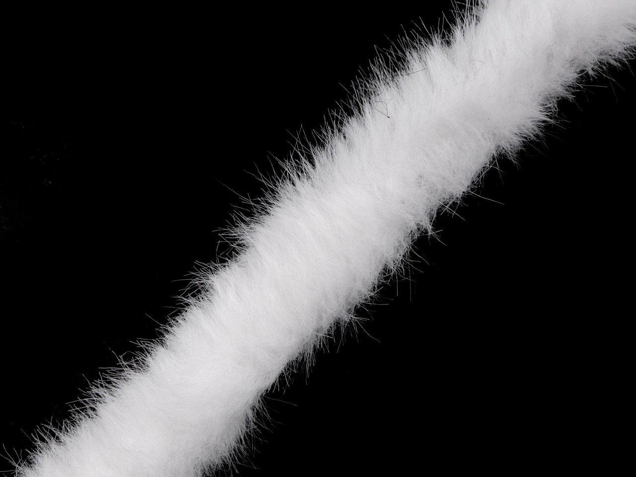 Besatzband aus kunstfell zum einnähen rund, breite 2 cm - Hellrosa (1 Meter)