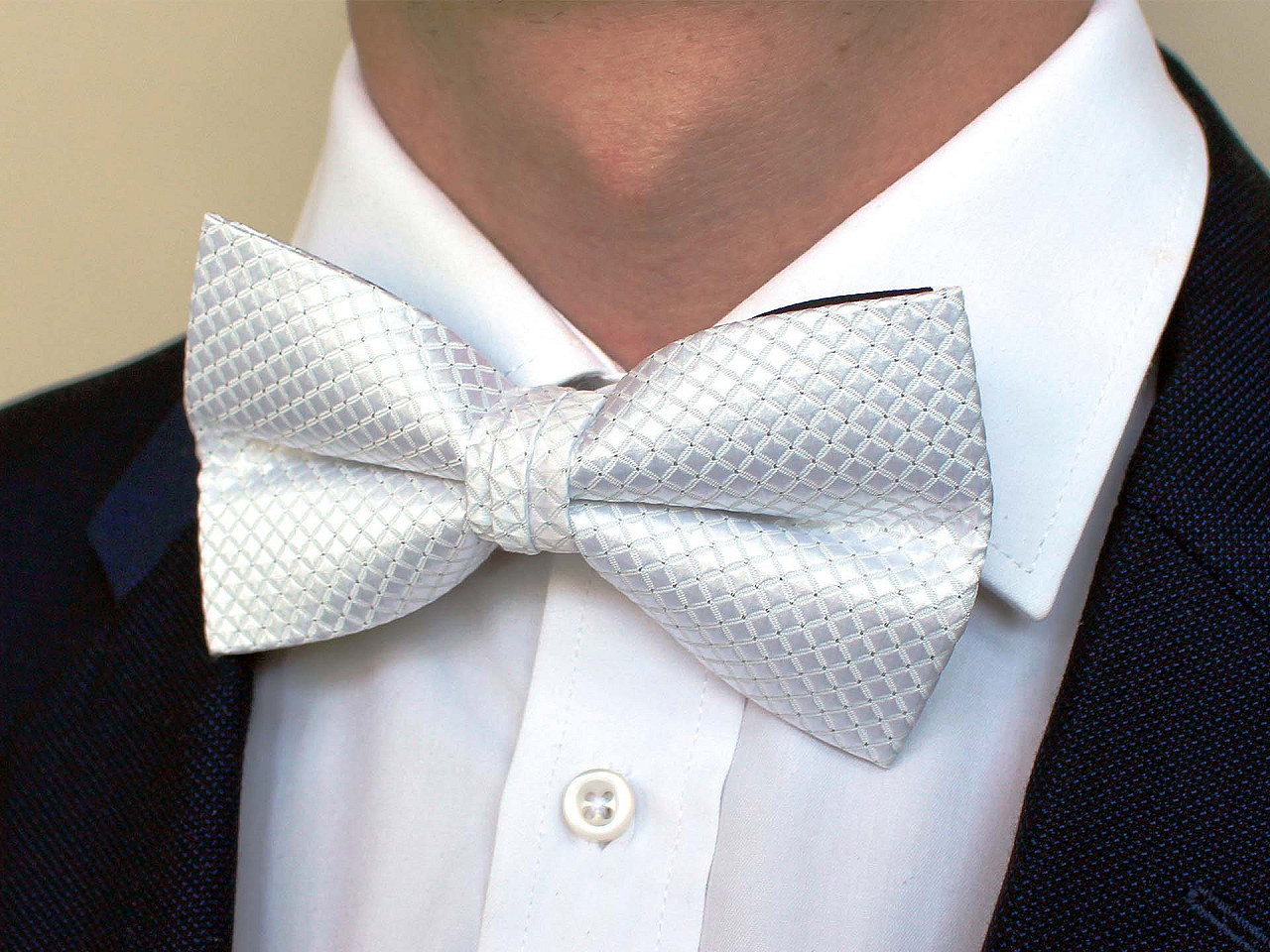 Fliege doppelt in box - Hellbeige (1 Stück)